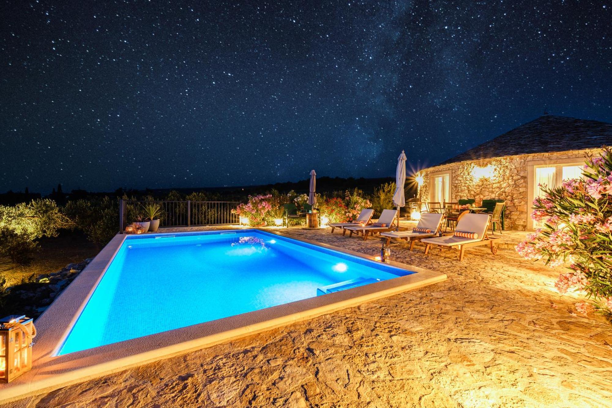 Island Getaway - Heritage House Mirca  Luaran gambar