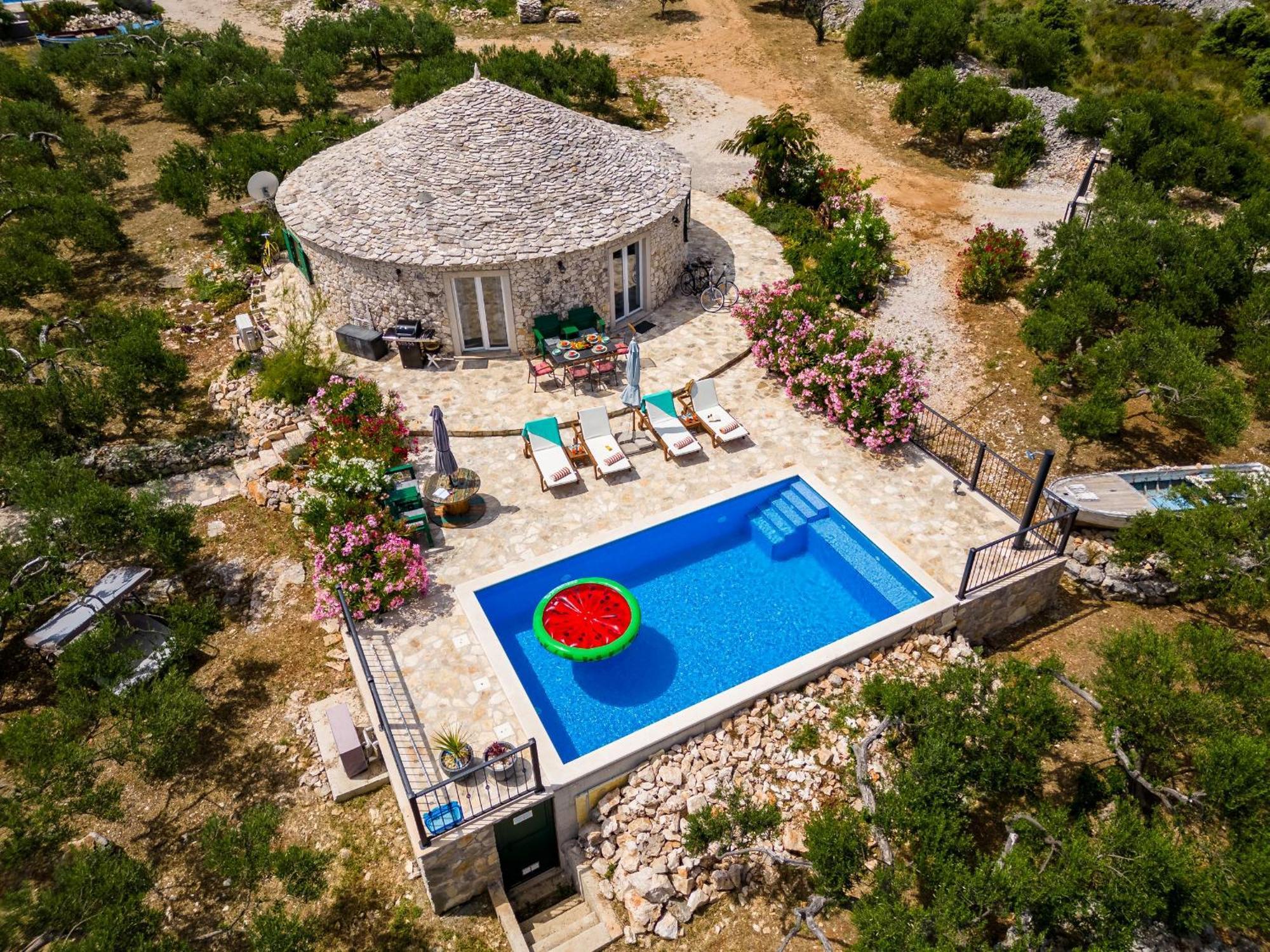 Island Getaway - Heritage House Mirca  Luaran gambar